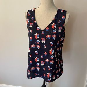 W5 V Neck Top